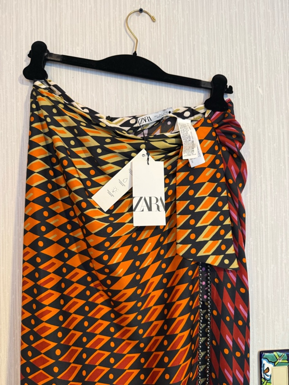 Zara Geometric Faux Wrap Midi Skirt in Warm Red, Orange & Pink - Picture 5 of 7